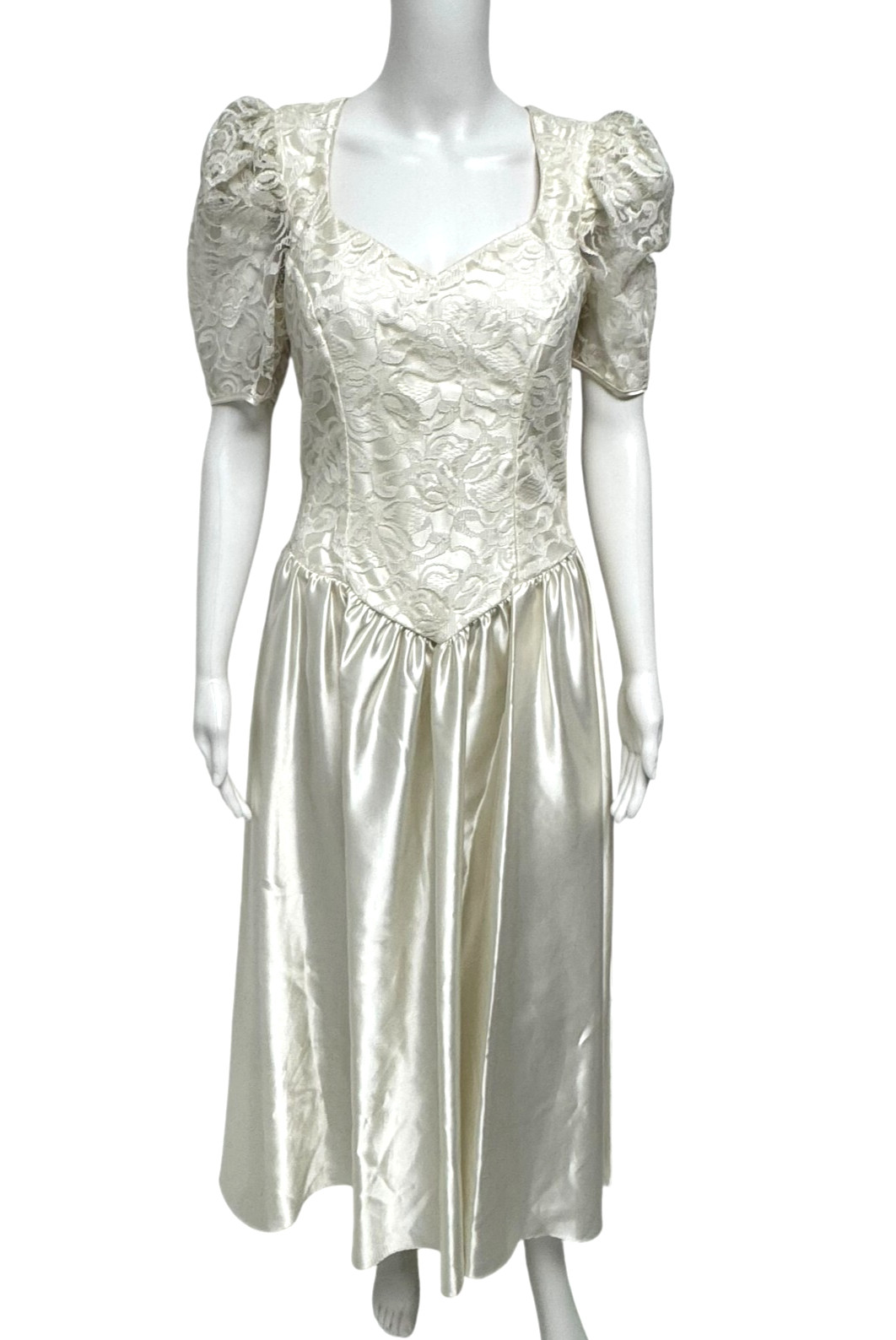 Vintage Alfred Angelo women&rsquo;s weeding formal dress lace satin with pearls size 6