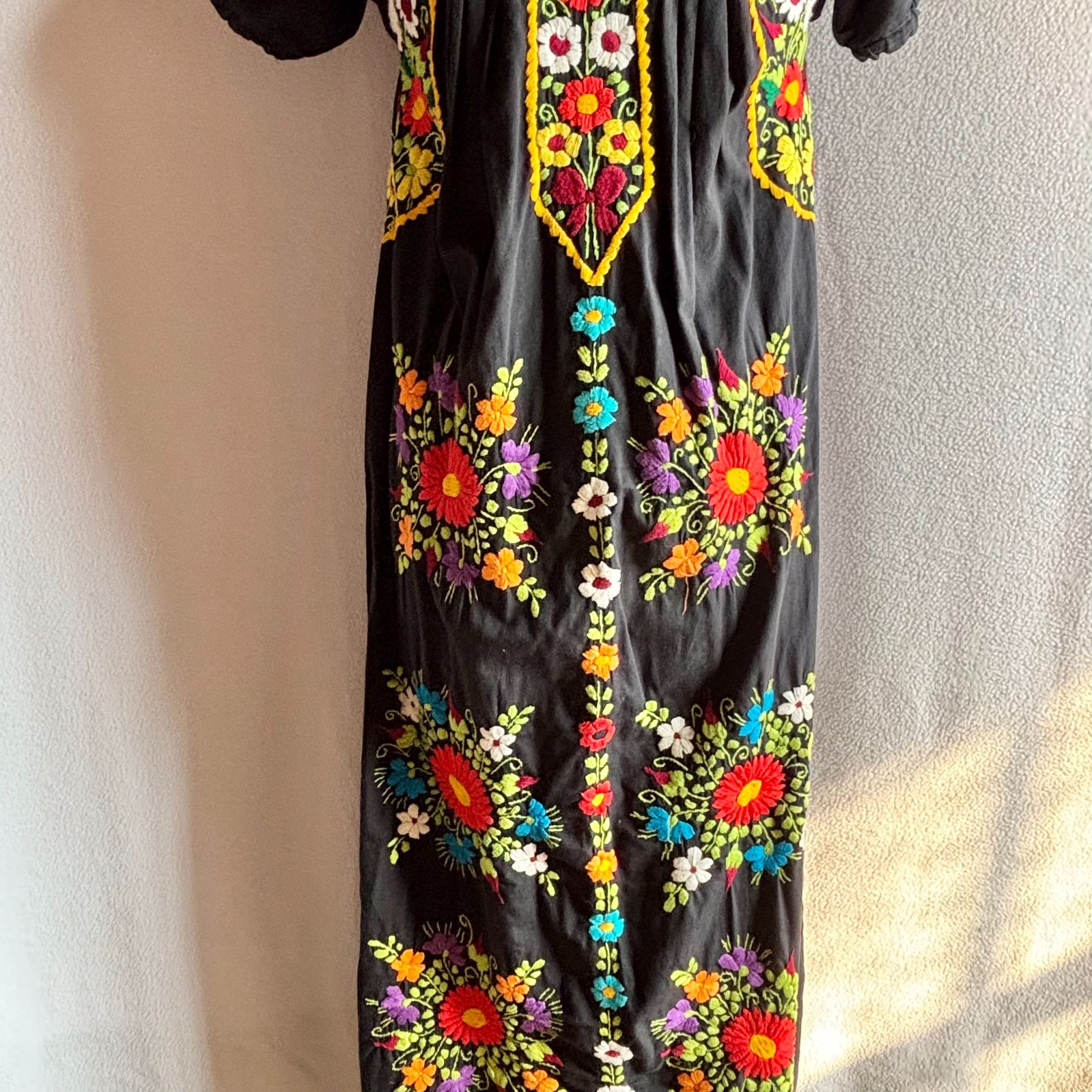 Vtg Black Cotton Colorful Floral Embroidered Mexican Oaxacan Maxi Dress Small