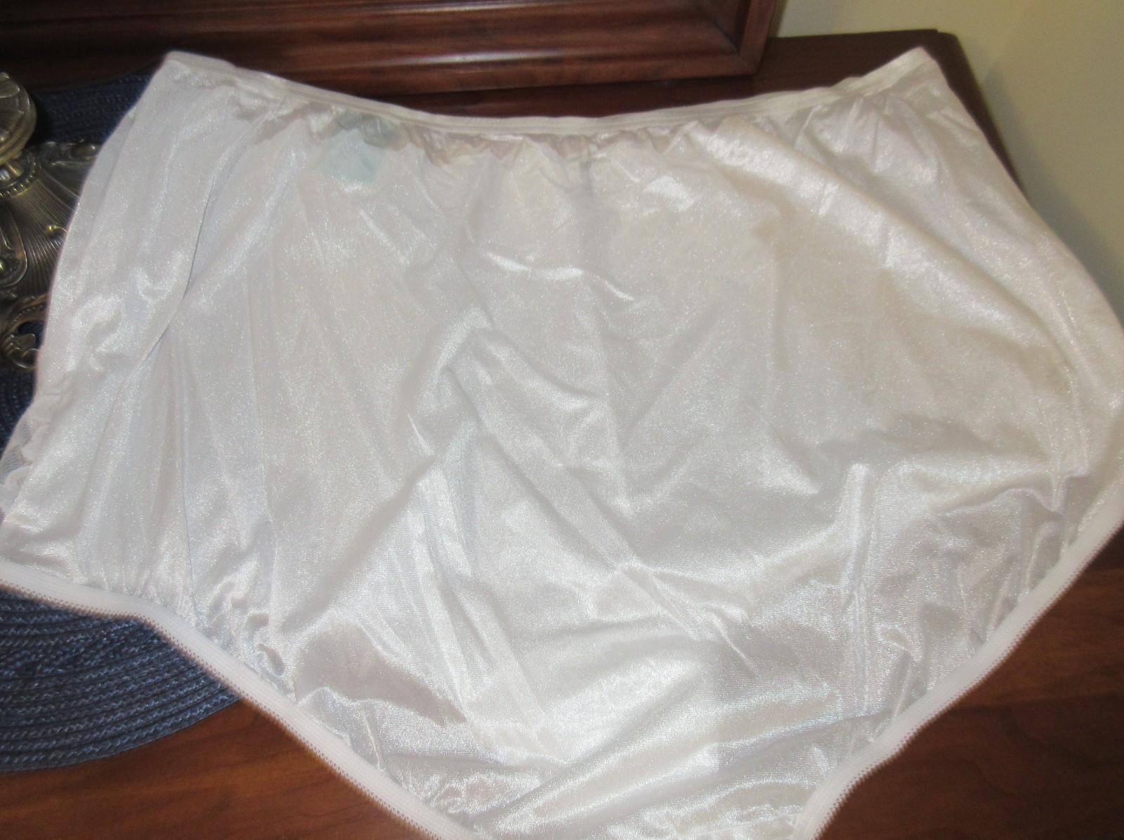 NOS VANITY FAIR 13001 WHITE SISSY hi waist GRANNY LACE leg panties sz 12/5XL