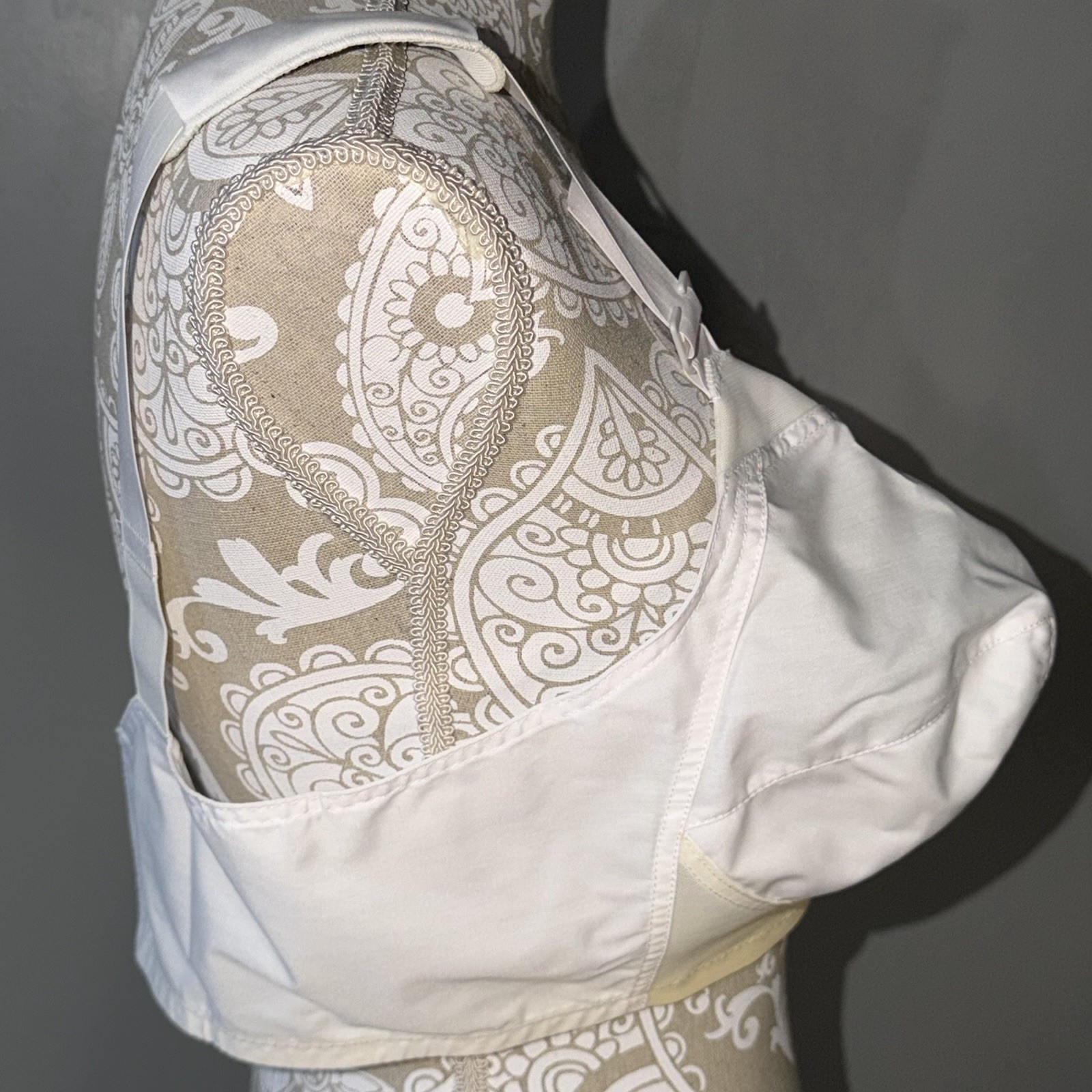 Vintage Playtex Exquisite Form Bullet Bra / 40C White / Style 532 Wireless