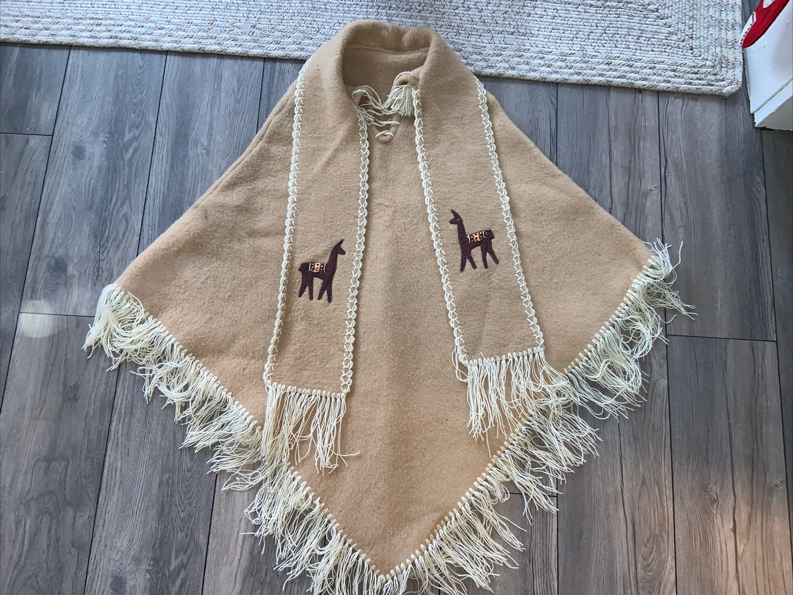 VTG Handmade Alpaca Llama Embroidered Fringed Boho Hippy Poncho Shawl Cape