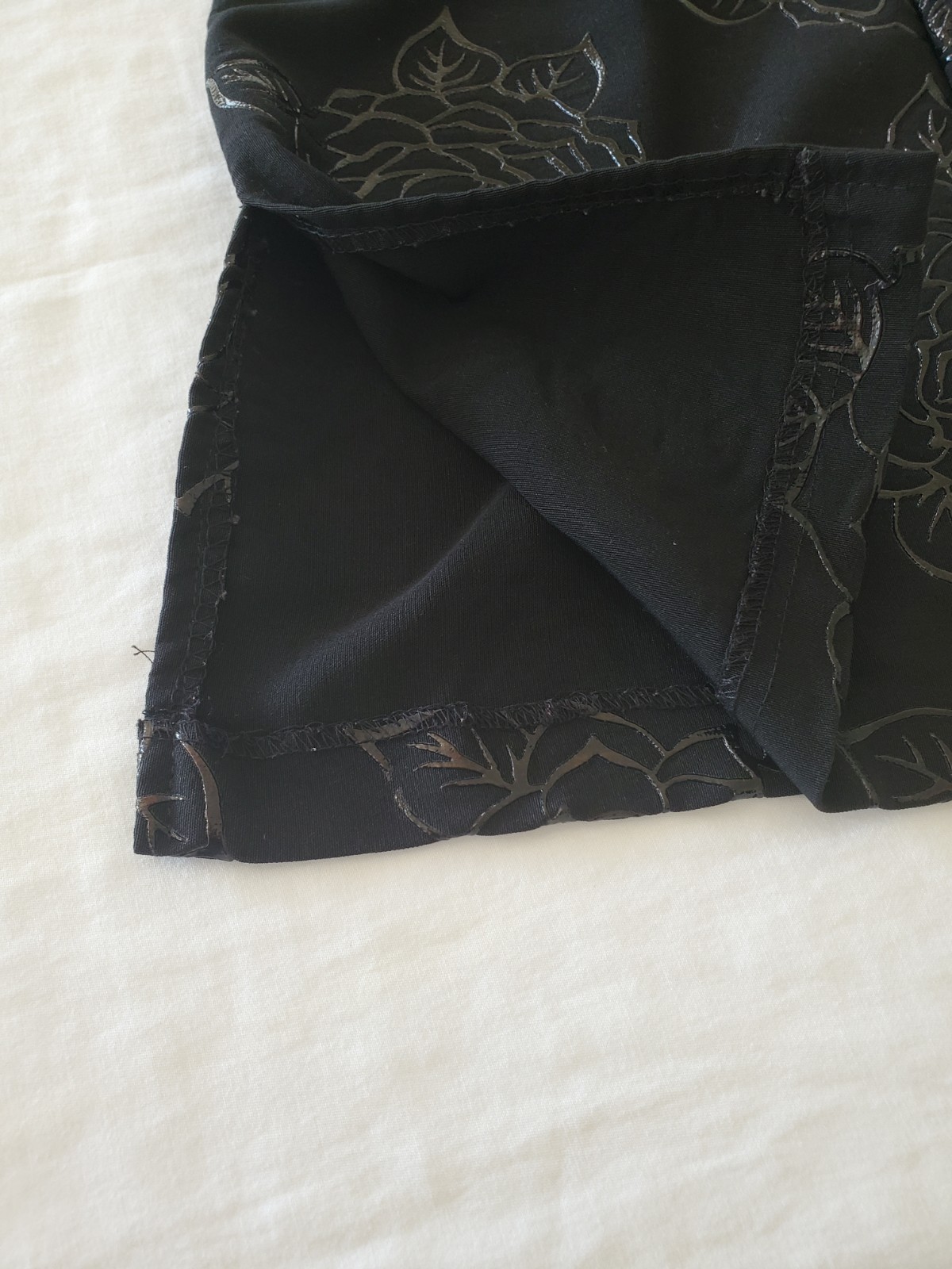 🕊STAR C.C.C.🕊 Black Embossed Rose Print Gothic Design Vintage Jeans Sz 7 🌹