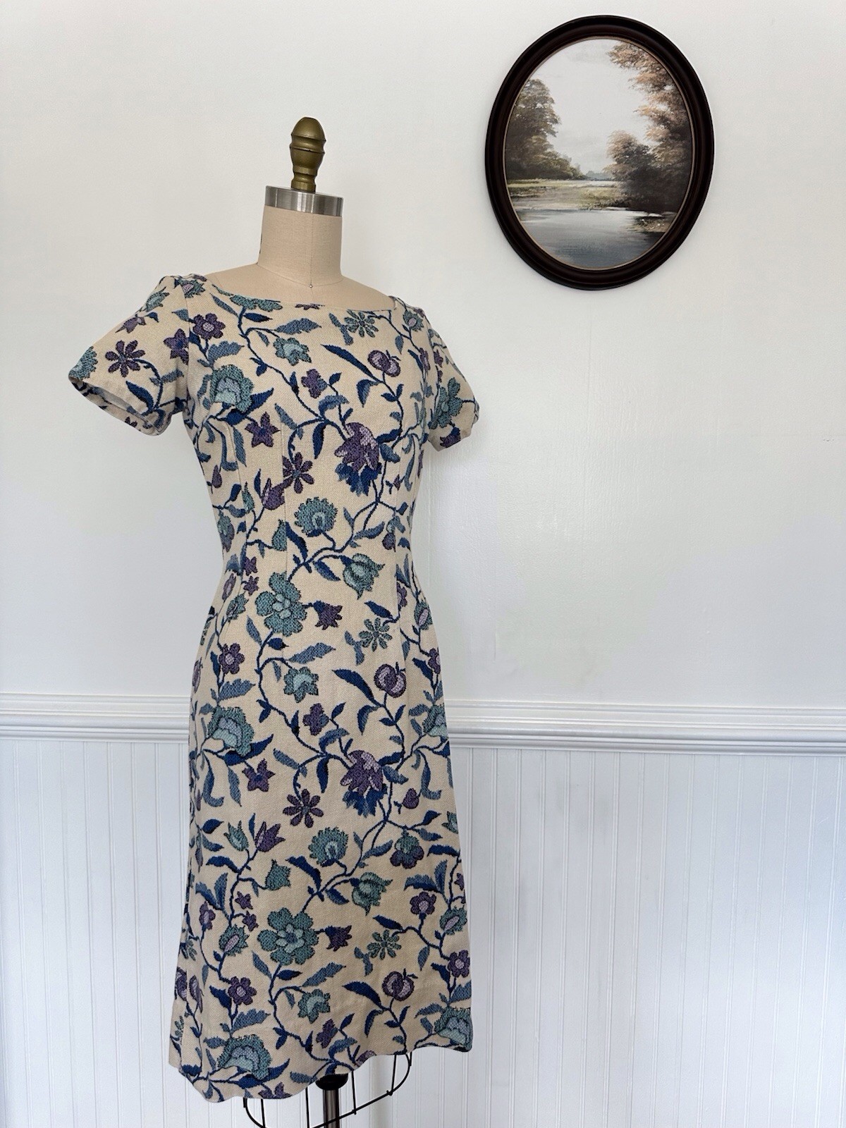 Vintage 1950s/1960s Tapestry Like Floral Wiggle Dress
