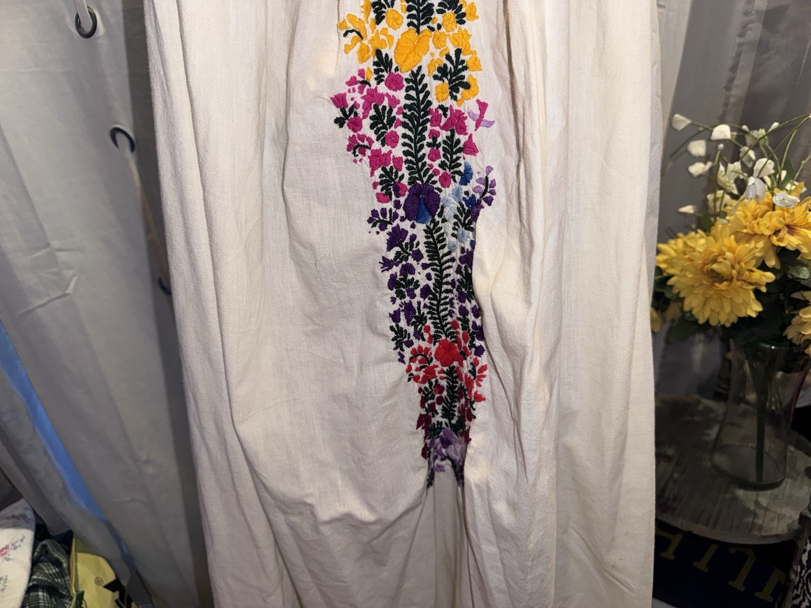 Vintage Oaxacan Mexican 70&rsquo;s Long Dress Off White Cotton Embroidered Floral Sz L