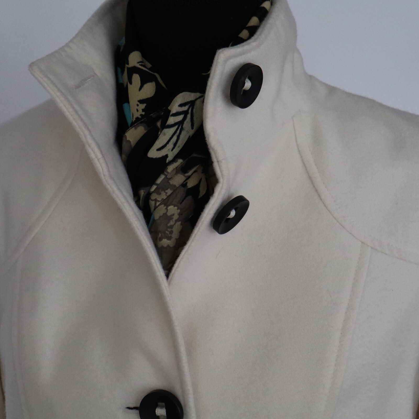 Vintage Chico&rsquo;s Jacket Coat Winter White w Black Buttons Size 1 Medium
