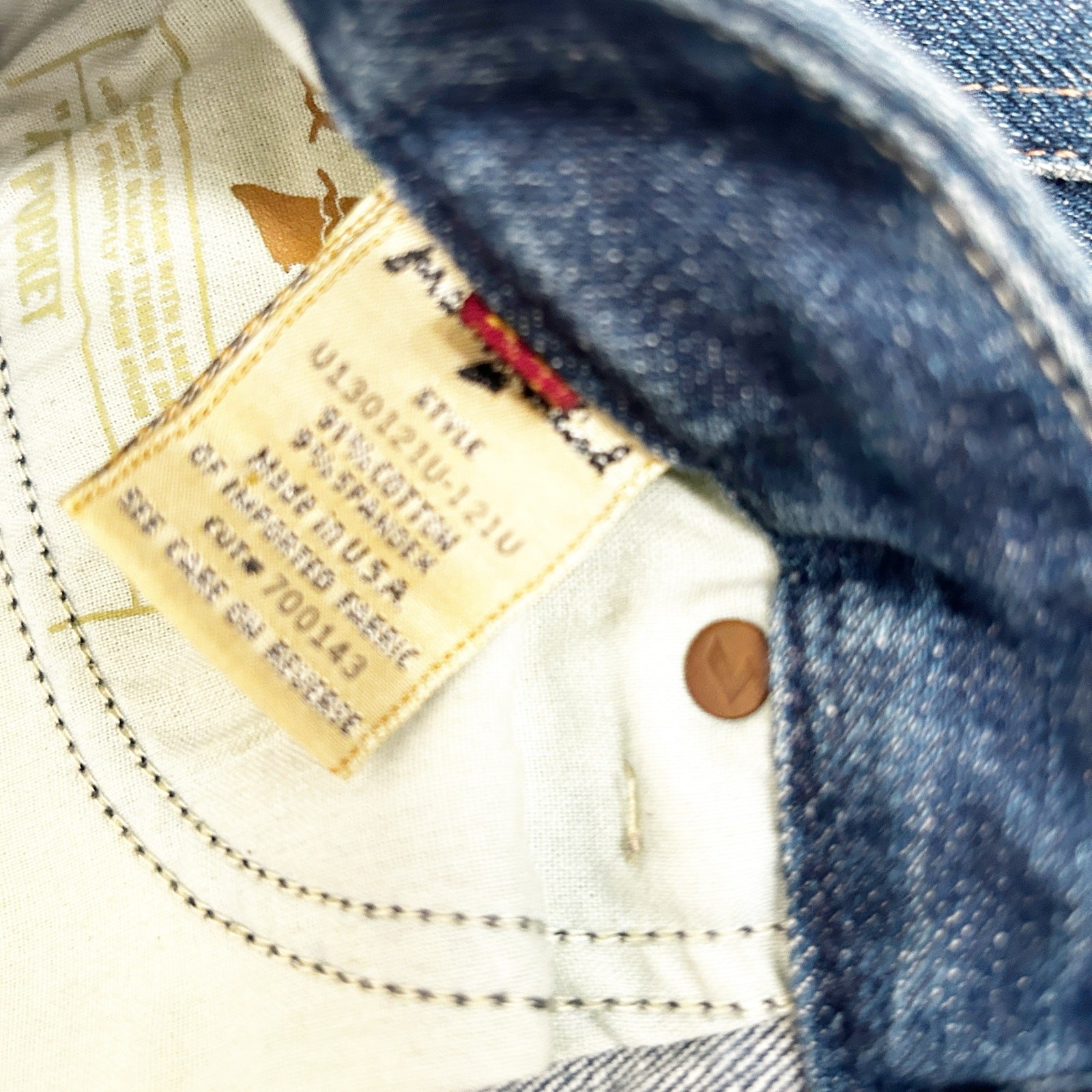 7 FOR ALL MANKIND A Pocket Bootcut Jeans Medium Wash Frayed Hem Size 28