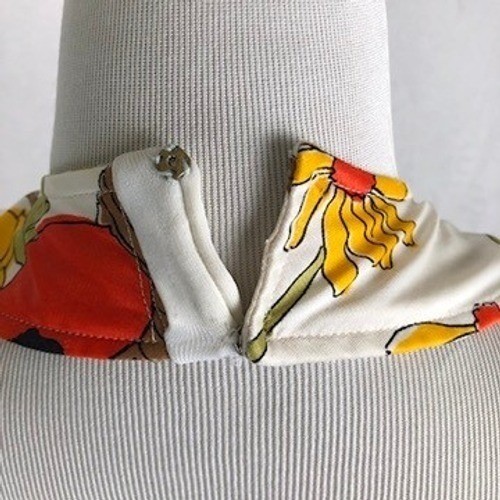 VTG 70s Floral Poppy Open Back Round Neck Halter Maxi Dress Sz S/M White