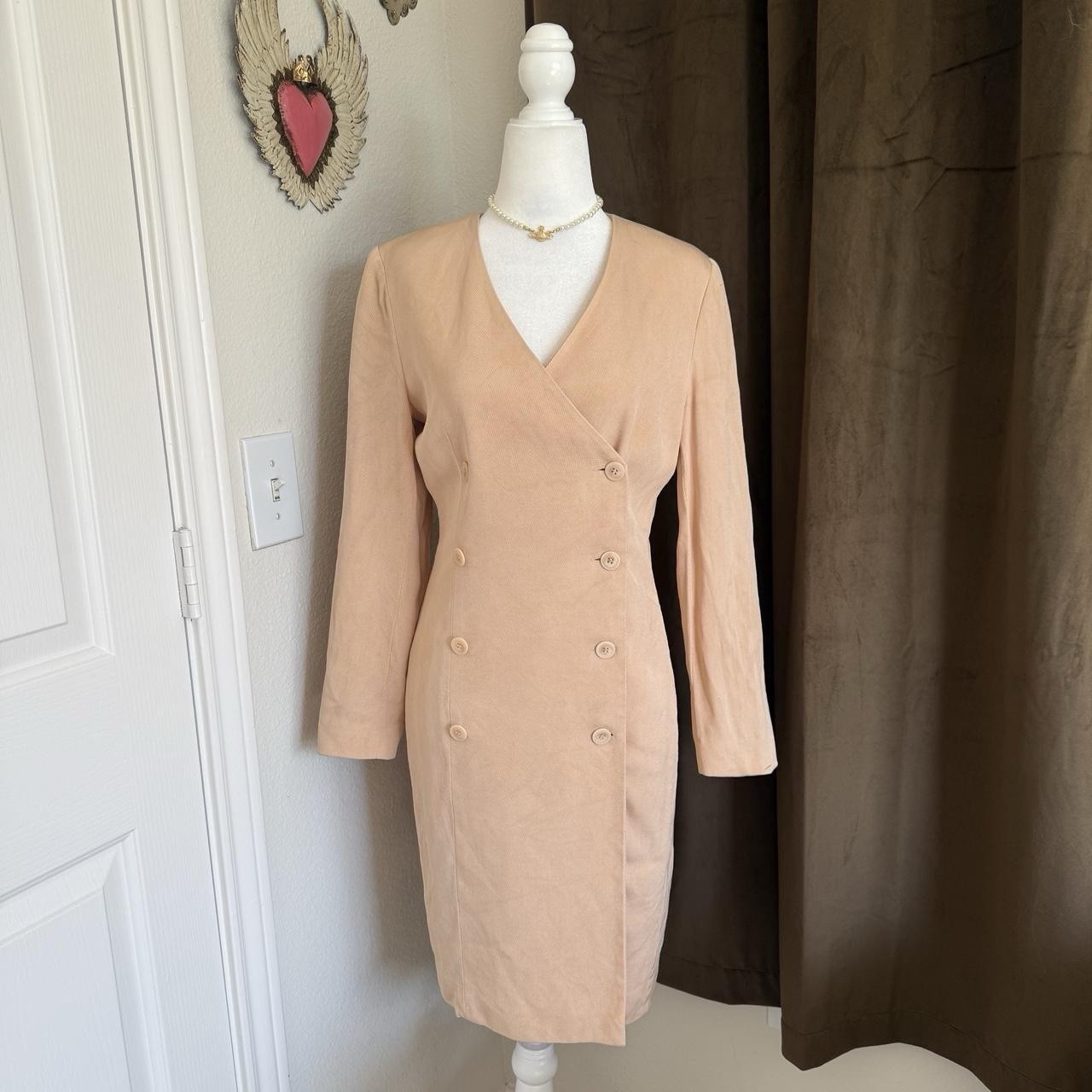 Ann Taylor Vintage Wool and Silk Double Breasted Peachy Blazer Dress Size 6