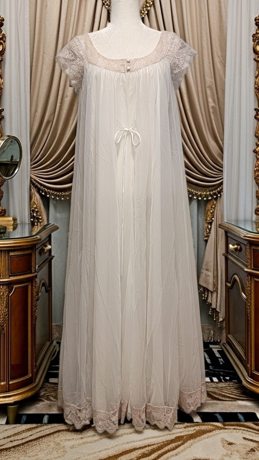 Vintage Claire Sandra Lucie Ann Swing Nylon Chiffon Lace Robe Nightgown S