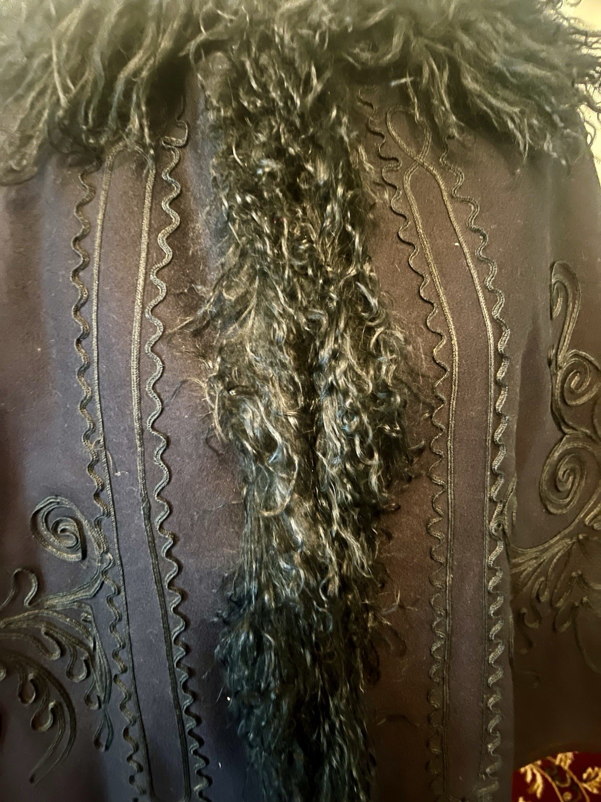 Antique Black Victorian Heavy Wool Cape Soutache Embroidery Feather Collar