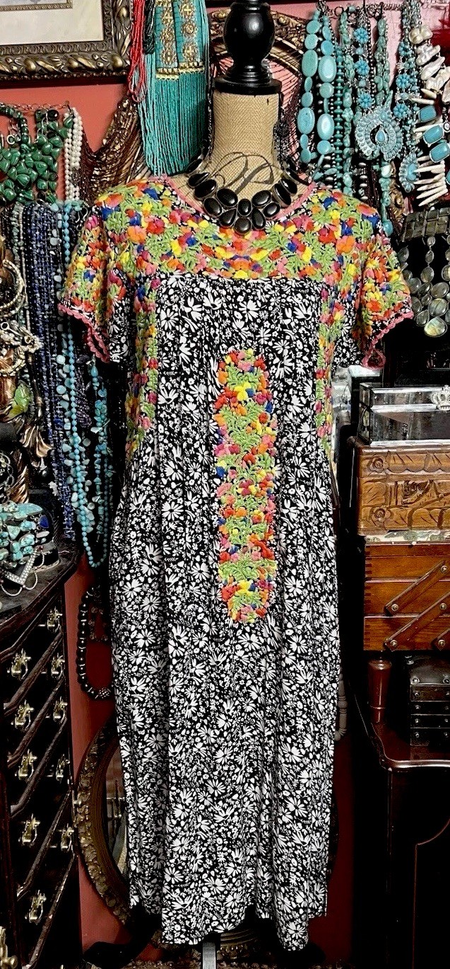 Beautiful “Sister Mary” Black And White Multi Floral Color Embroidery Oaxacan ML