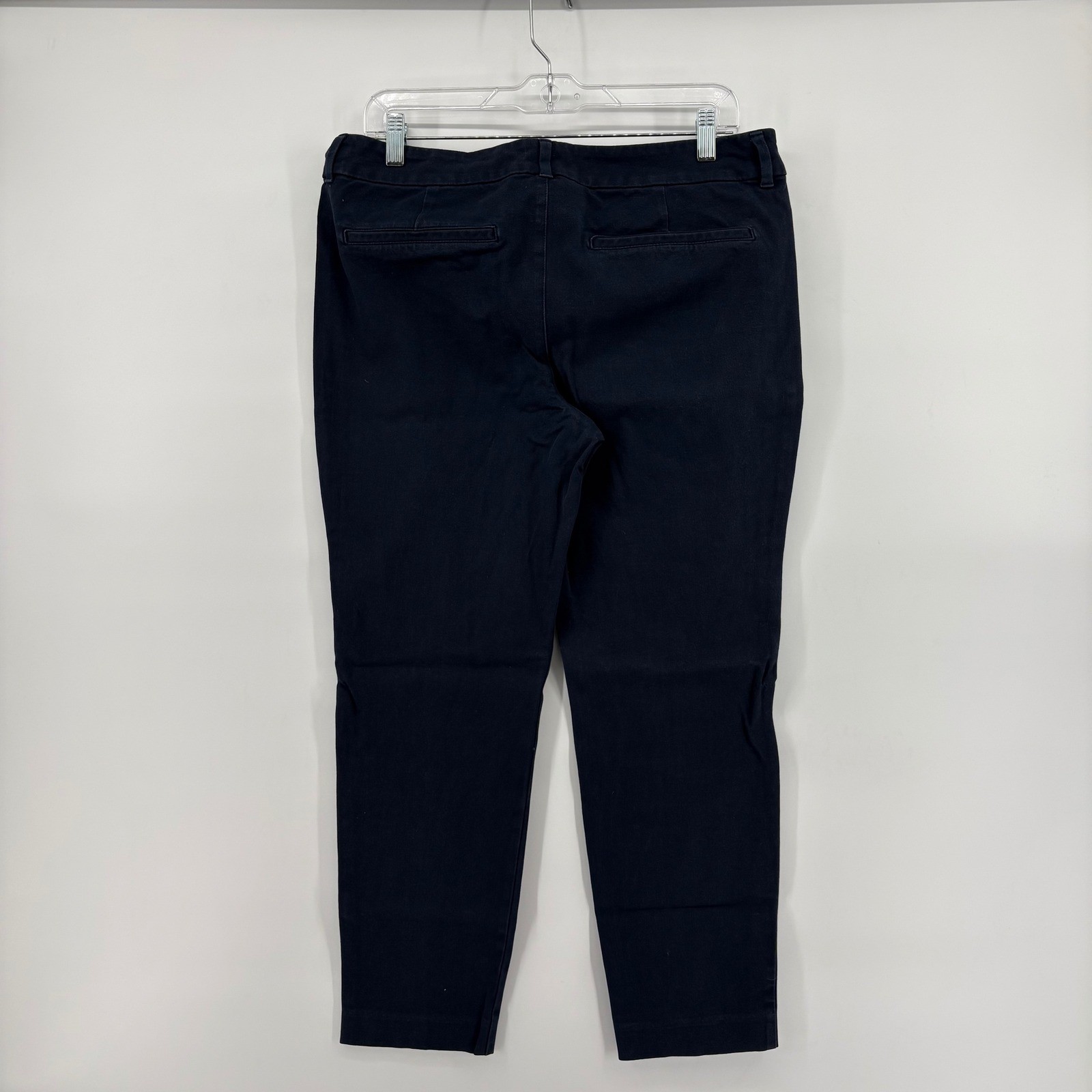 Old Navy Women&rsquo;s Pixie Never-Fade Capri Pants Navy Blue Size 12 Regular Preowned