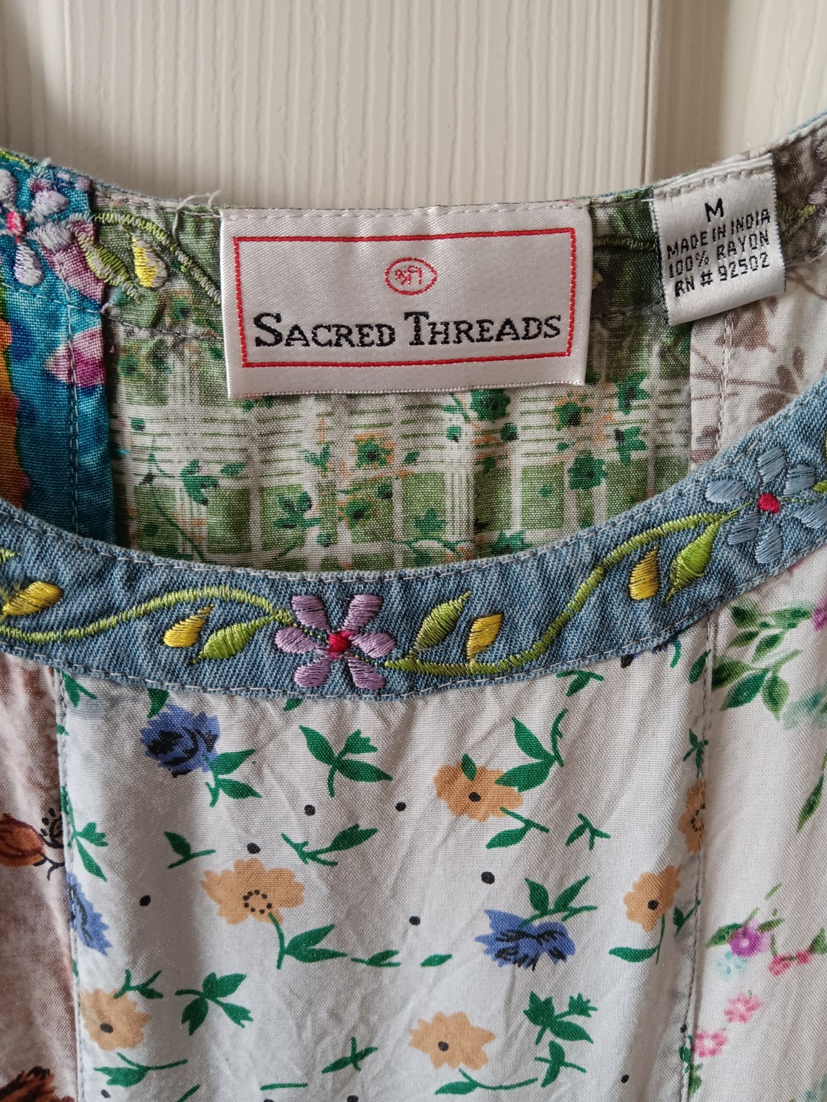 Vintage Sacred Threads brand patchwork Dress Size M, Boho look, Cottagecore
