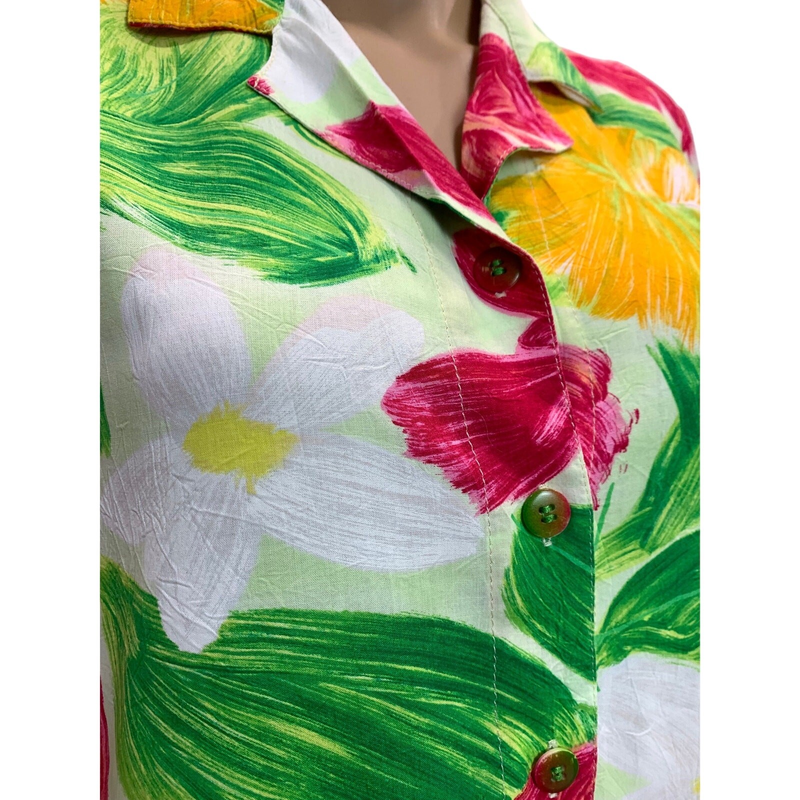 80s 90s Jams World Button Up Crop Blouse | Bright « Orchadia » Floral Pattern