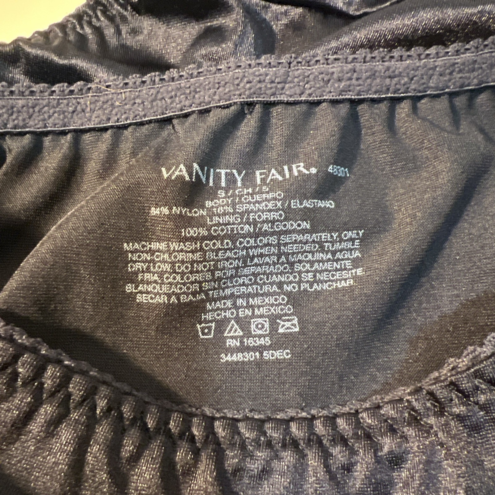 VTG Vanity Fair Panties Second Skin Glossy Satin Black Small 5 Mexico