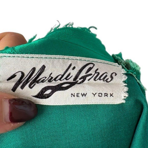 Vtg 50’sUnion Made Mardi Gras emerald green brocade cocktail dress bow detail XS