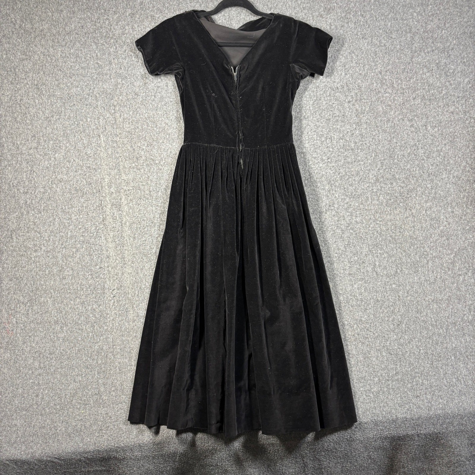 Vintage Teena Paige Black Velvet Pleated Fit & Flare Cocktail Dress 1950s MCM
