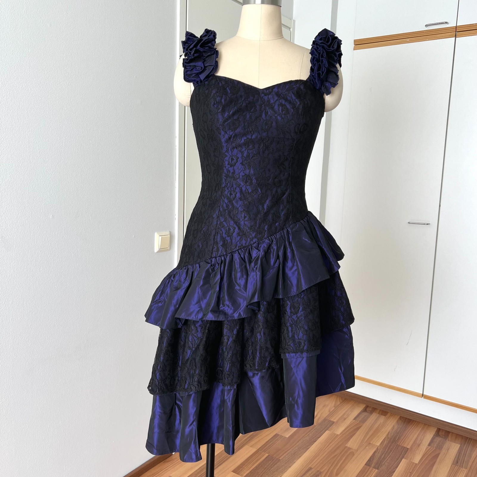 1980s Asymmetrical Tiered Whimsygoth Cocktail Prom Party Dress Aline Midi Retro