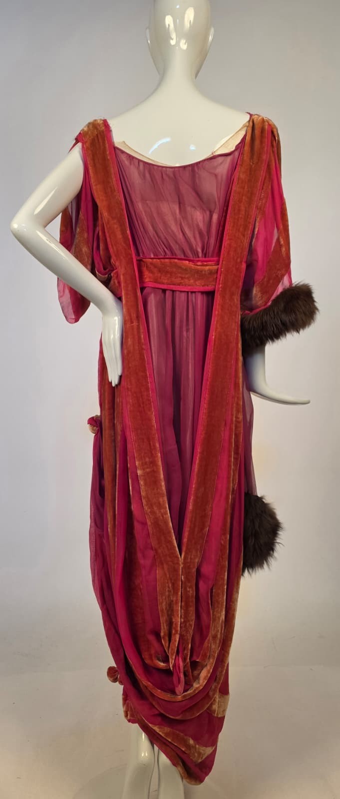 EDWARDIAN SILK CHIFFON EVENING DRESS W VELVET COVERED BOB DETAILS + FUR – AS ACQ