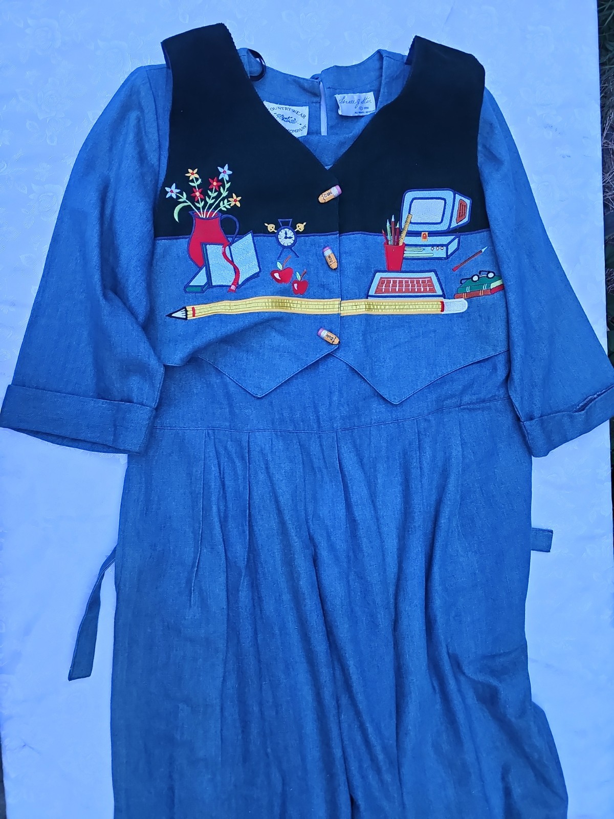Vtg Teacher Vest Dress Embroidered Magic School Bus Inspired 1998 Sz 8