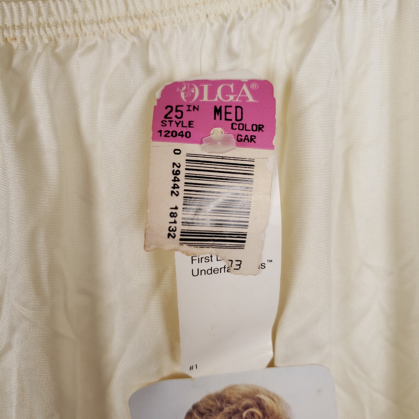 Vintage Olga Half-Slip Medium 25&Prime; in Beige Lace Trim 100% Nylon Tags Attached!
