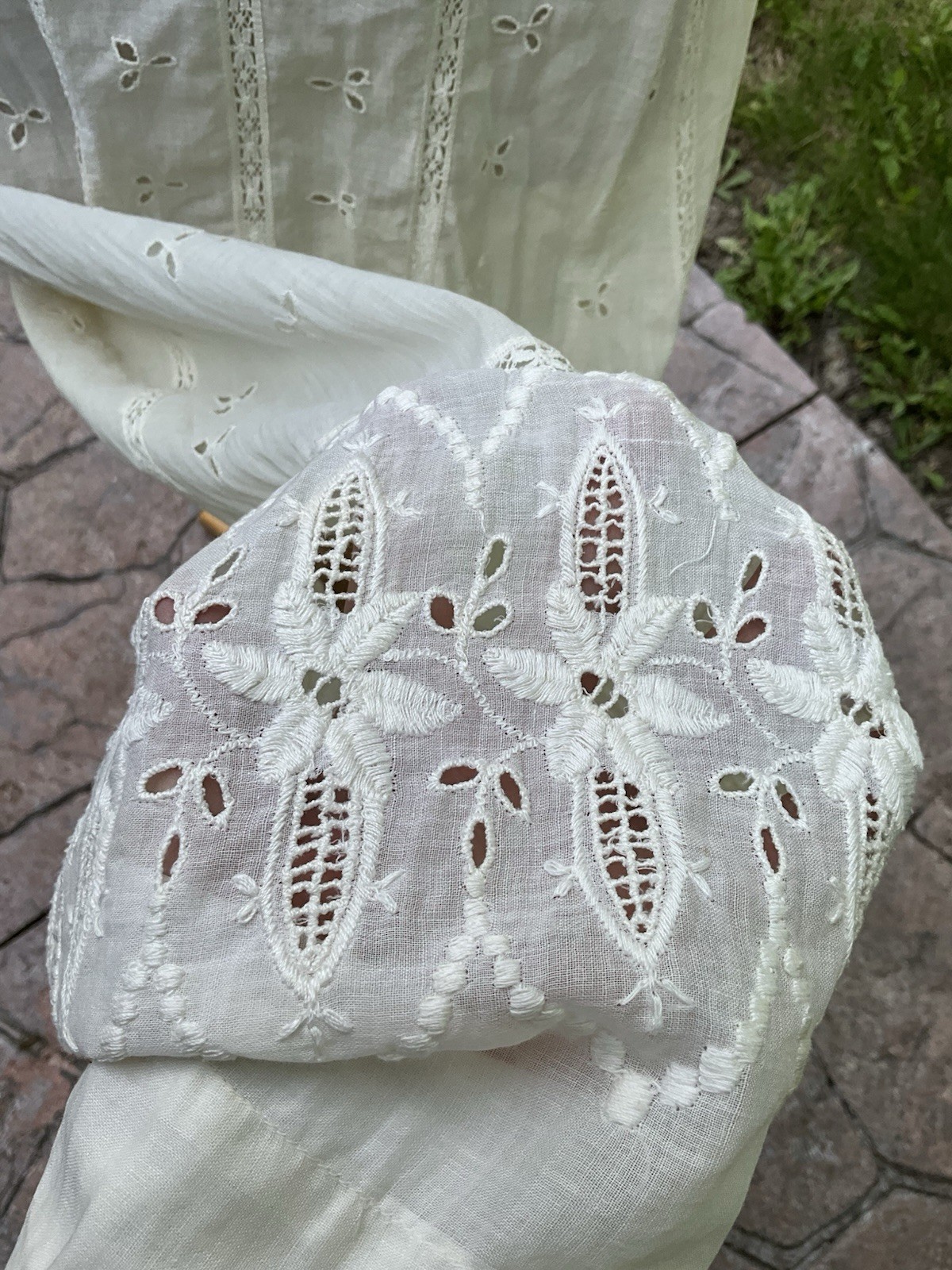 Antique Edwardian White Cotton Lace Dress Eyelet Whitework Embroidery Vintage