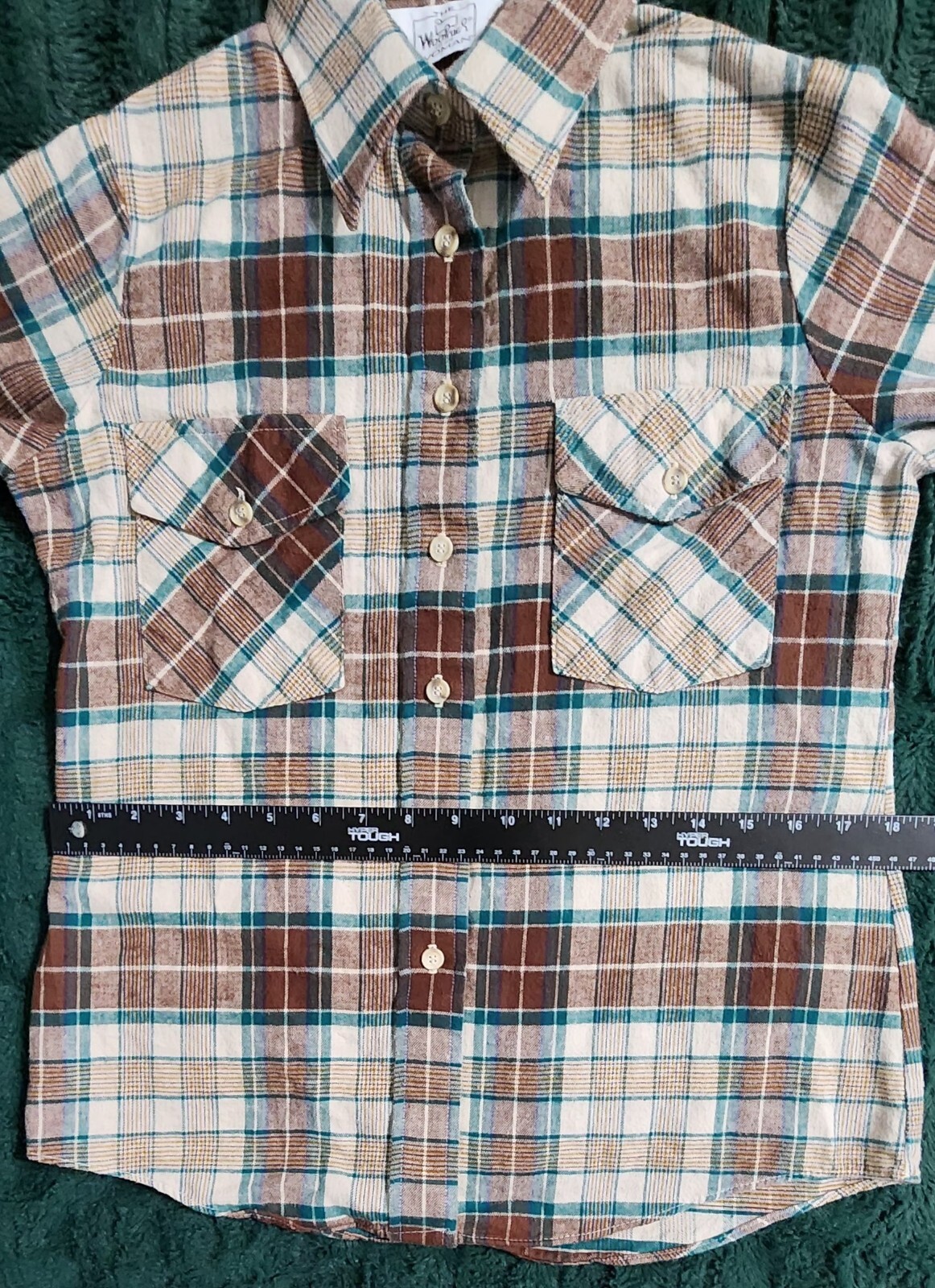 Vintage Woolrich Ladies 9/10 LS Green Brown Plaid Button Up Flannel Shirt
