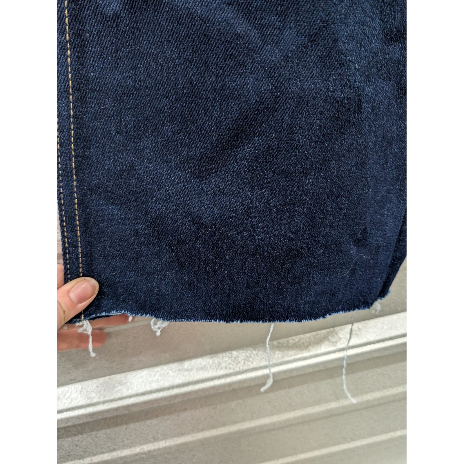 Vintage Dee Cee High Waisted Raw Hem Indigo Denim Jeans Made in USA Size 17/18