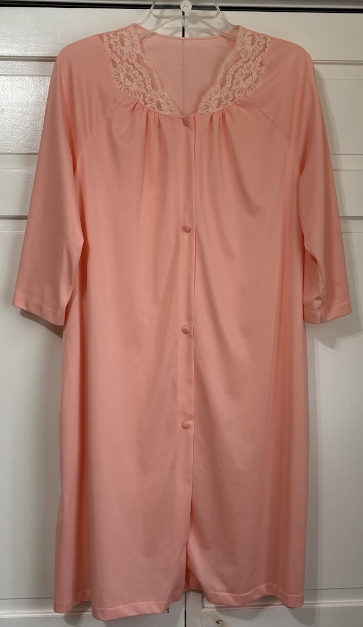 Vintage San Souci Nylon Short Nightgown Robe Day Dress Peach 3/4 Sleeve Large