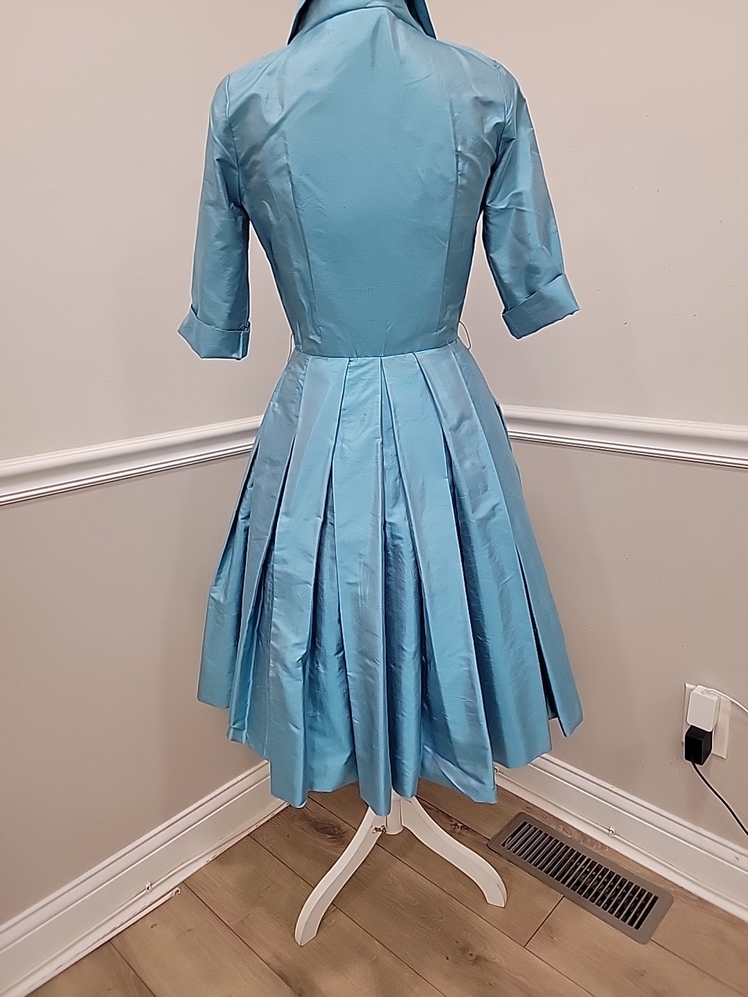 Rare VTG 50s Marie Leavell Aqua Blue Silk Shirt Dress Mid Century Boutique/Pleat