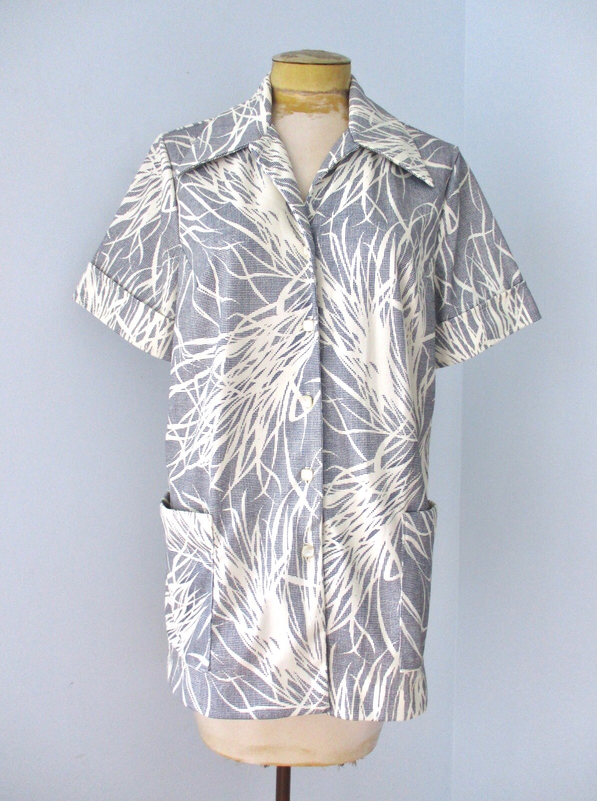 Vtg 70s Blue Botanical Reverse Print Smock Top Blouse Pockets Dagger Collar 40
