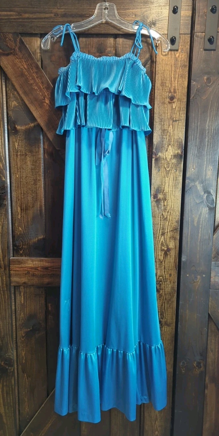 Vtg 70&rsquo;s Vicky Vaughn Blue Maxi Dress Spaghetti Strap BOHO Ruffled Top *READ*
