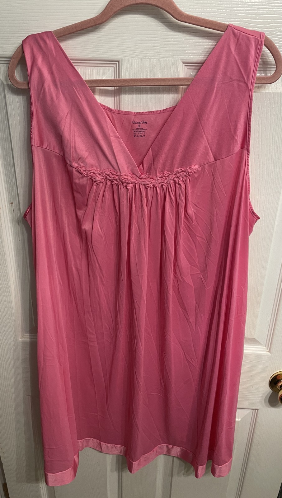 Vtg Vanity Fair Nightgown 3 XL/XXXL PINK Nylon Style 30-807 Silky Sissy 3X