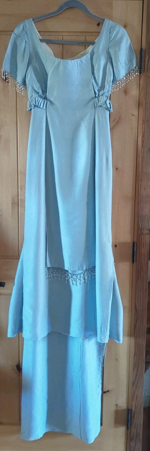 Vintage Dress W/Train 1900&rsquo;s