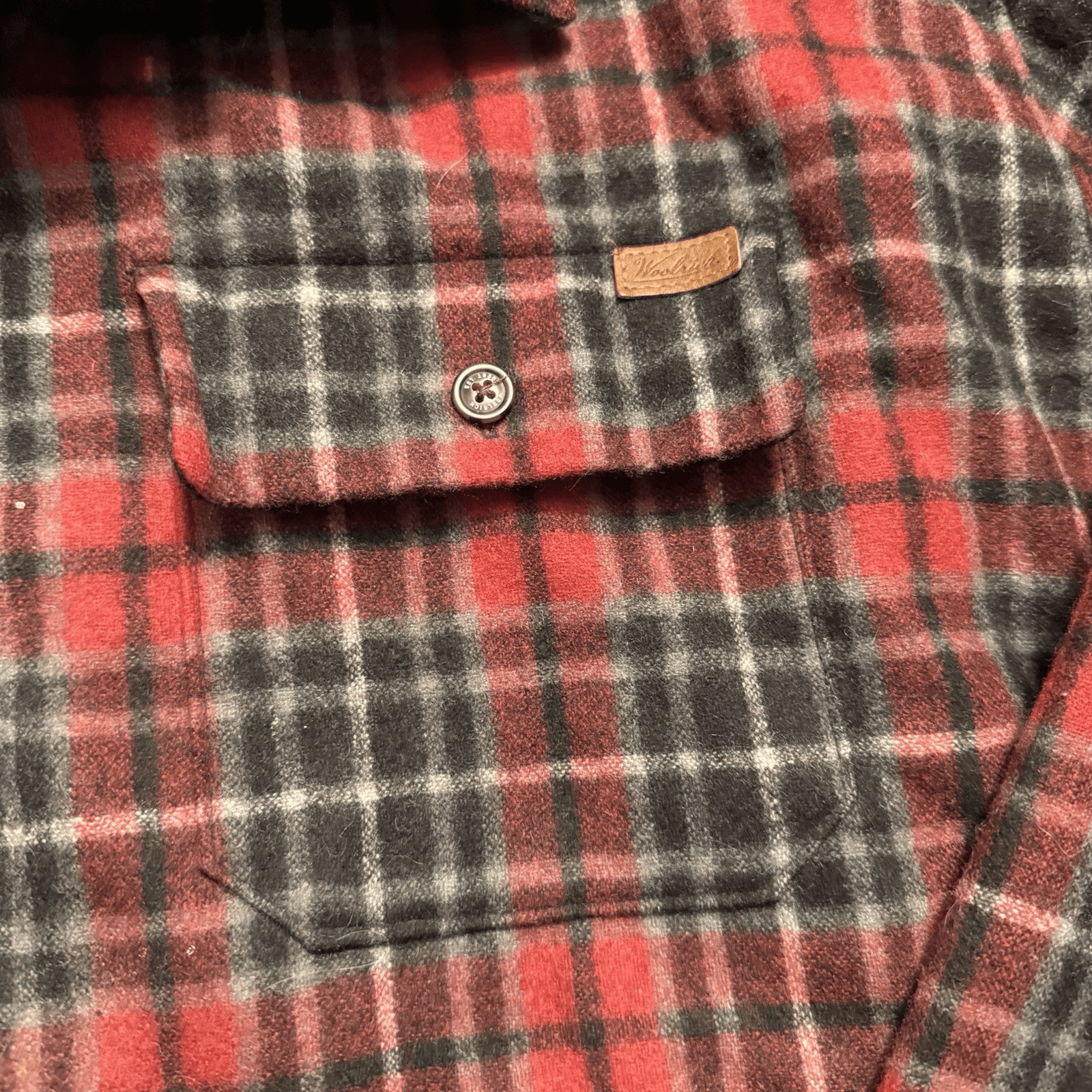 Woolrich Wool Flannel Button Down Shirt Men’s XL Red Plaid