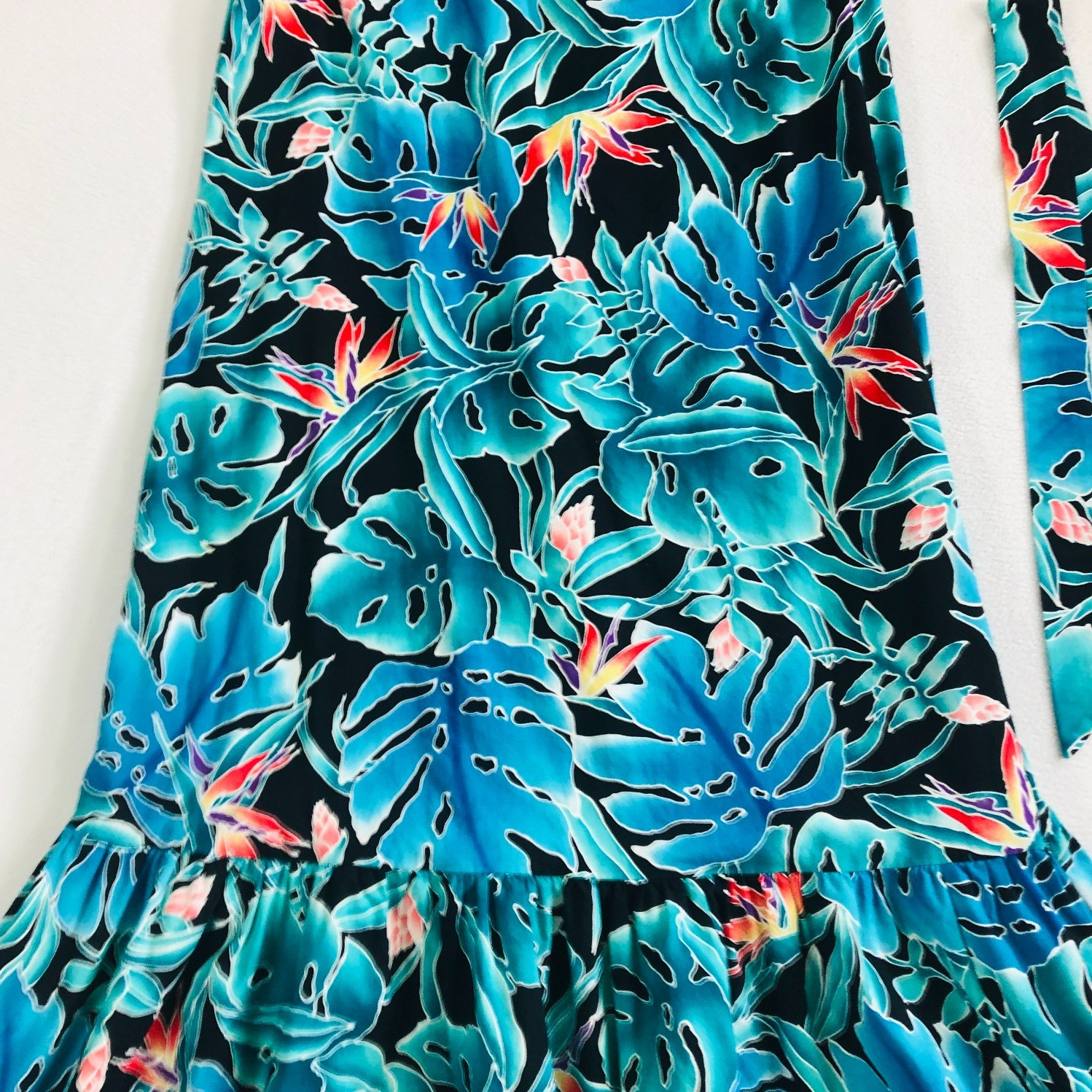 Vintage Hilo Hattie MuuMuu Dress MIDI Hawaiian Ruffle Bird Of Paradise Size M