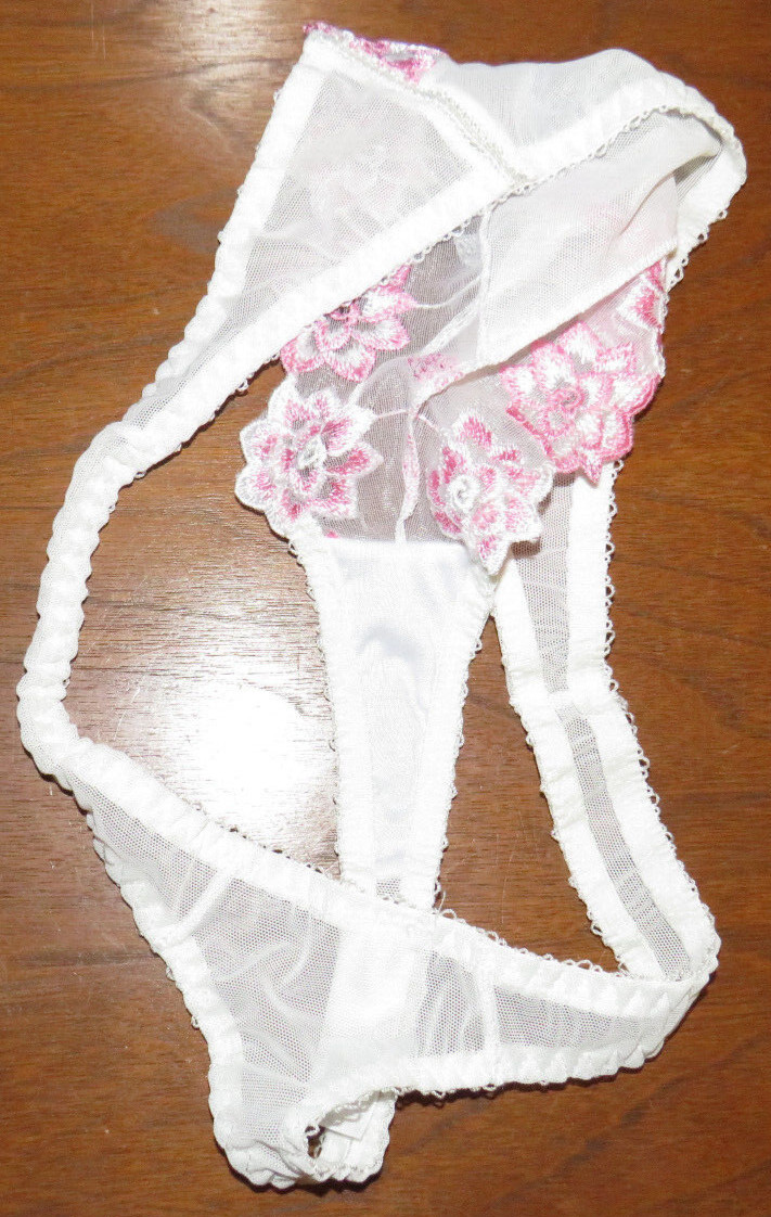 Vintage Glamour White Mesh Embroidered Nylon Blend Thong Panties Size XL