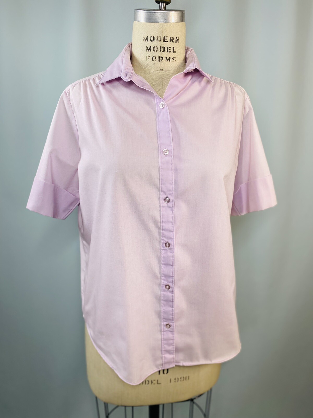 Vintage Blouse SIZE MEDIUM lavender purple short sleeve 70s 80s LAND N&rsquo; SEA