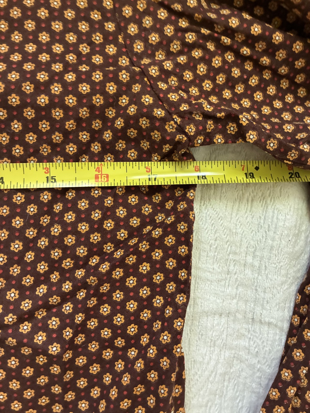 1970s Disco Mod Brown Cotton Blouse Shirt Susan Thomas Dagger Collar Floral S