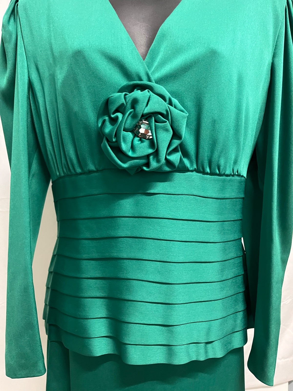 Vintage 80s Dynasty green 2PC Peplum Skirt Set by Rina di Montella Size 8
