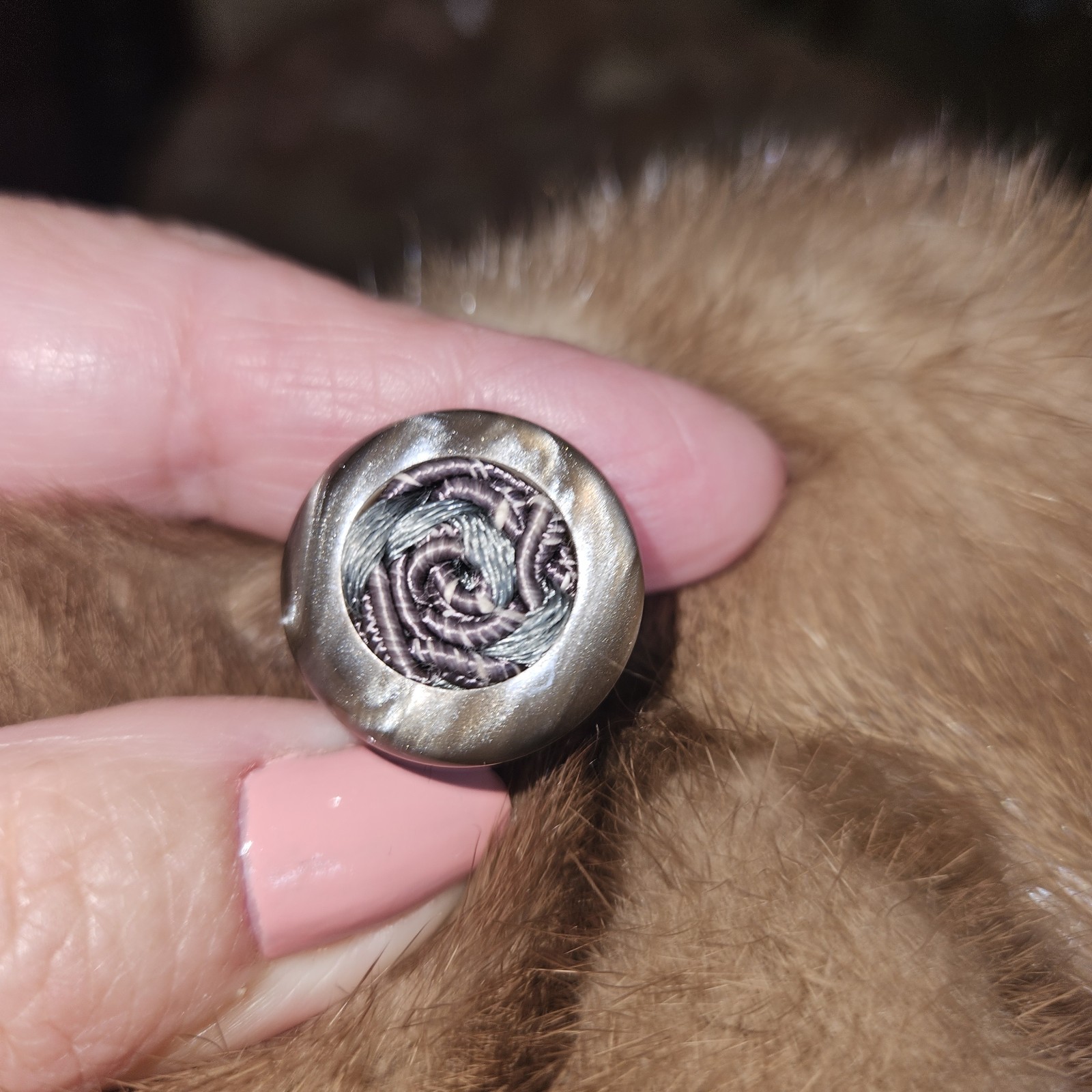 Mink Genuine Fur Vintage Immaculate Condition Stroll Brown Pockets Collar Button