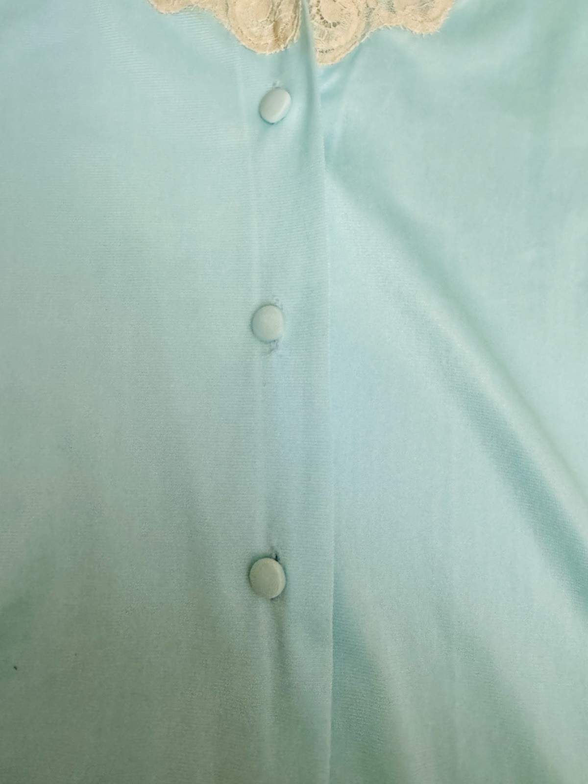 VTG Kayser 60&rsquo;s/70&rsquo;s Nylon and Lace Pastel Blue Robe Boudoir Size Med