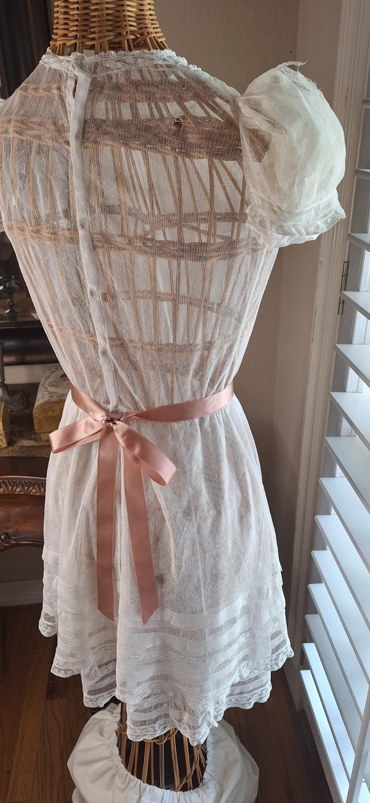 Vintage 1930s 1940s Beautiful Net and Lace Summer Dress Or Tea Dress