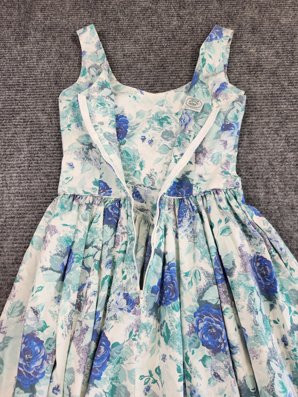 Vintage Laura Ashley Dress Size 4 Blue White Floral Cottagecore Sweetheart