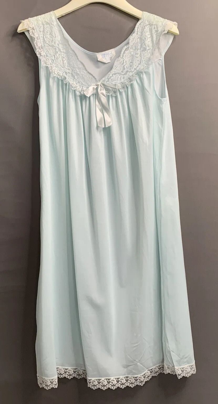 Vtg Philmaid Women&rsquo;s Nylon Shift Waltz Gown Nightgown Blue Lace Size 36/38 Med