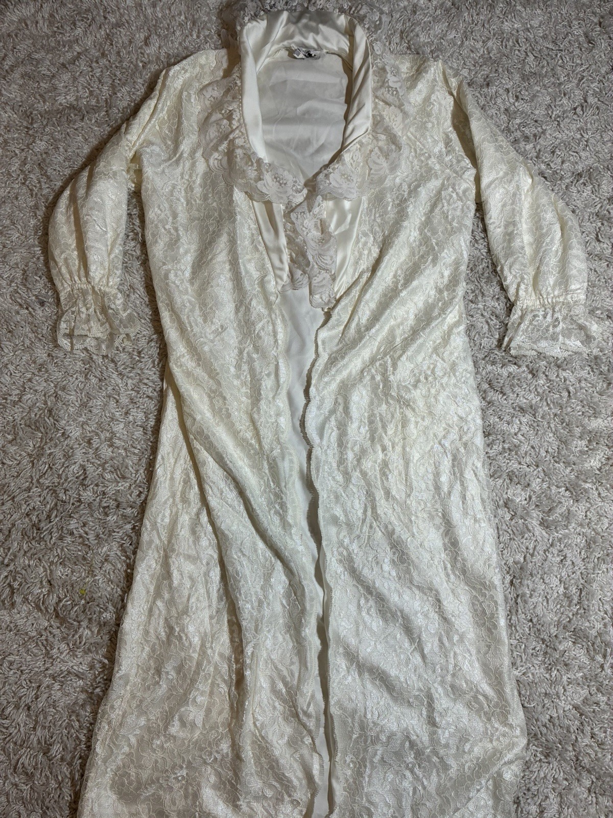 Christian Dior Ivory Lace Robe Peignoir with Satin Trim Belt Paris New York