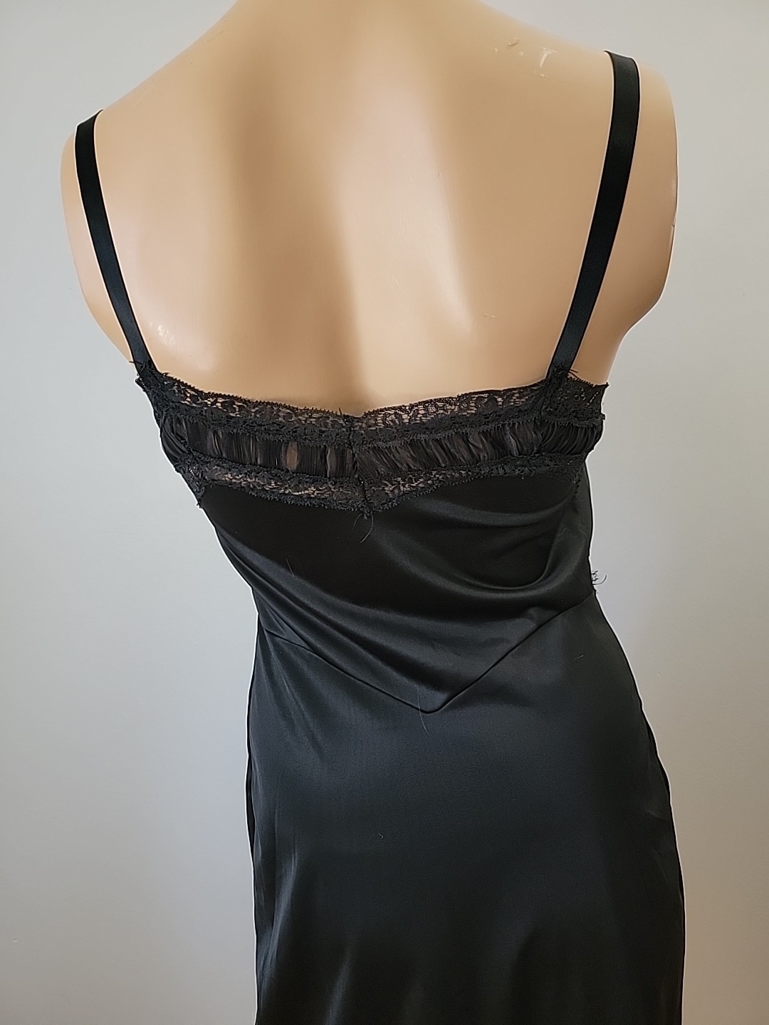 Vintage Charmode Black Full Slip Lace Detail Pleated Size 34
