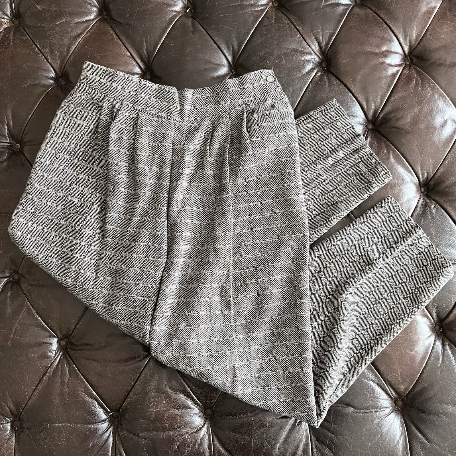 Vintage DR Bentley Tailored High Waisted Gray Black Pants Poly Blend Size 14