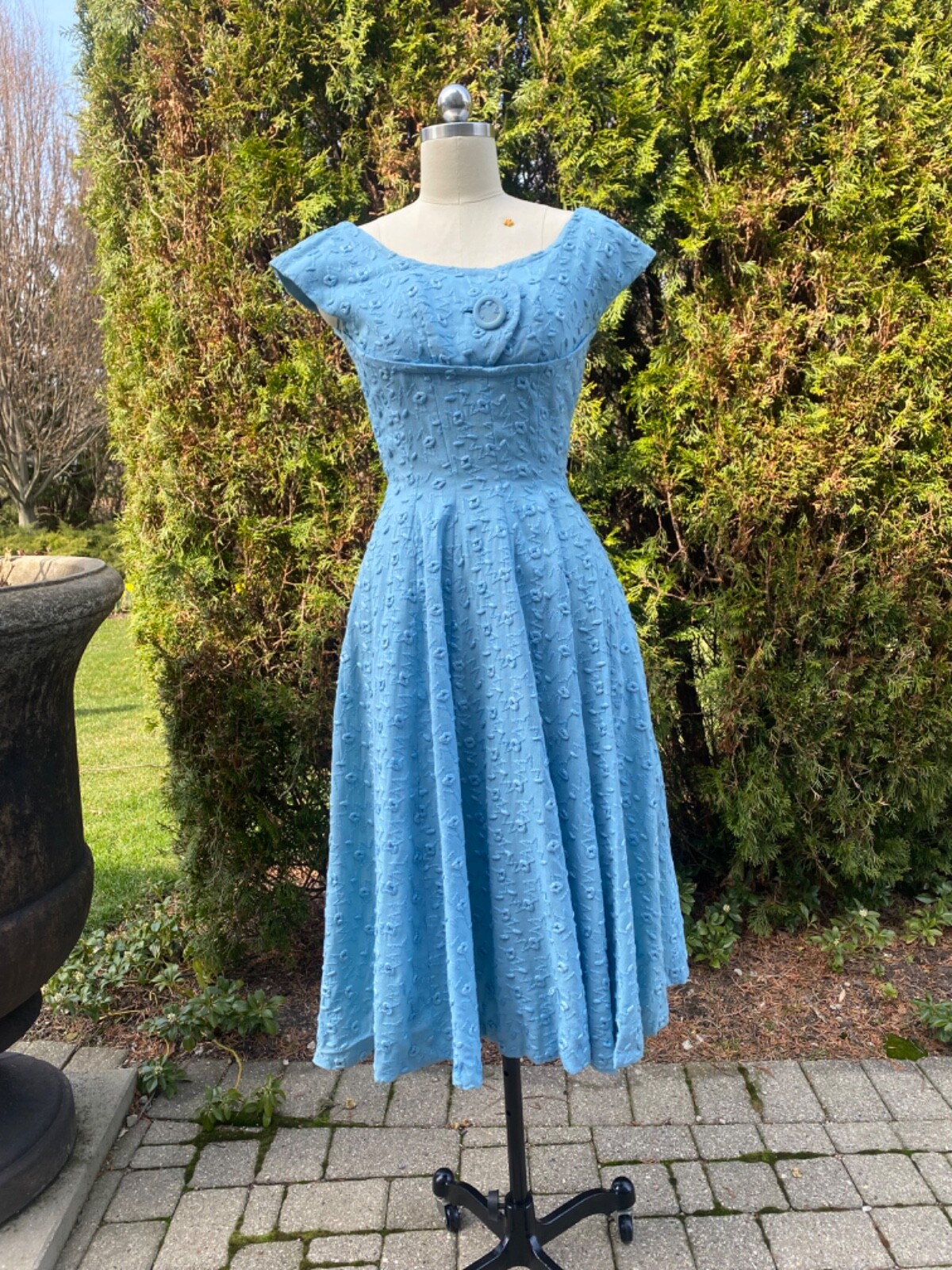 VTG 1950&rsquo;s Gigi young blue tea dress, DUEL NECKLINE size S, 25 in waist