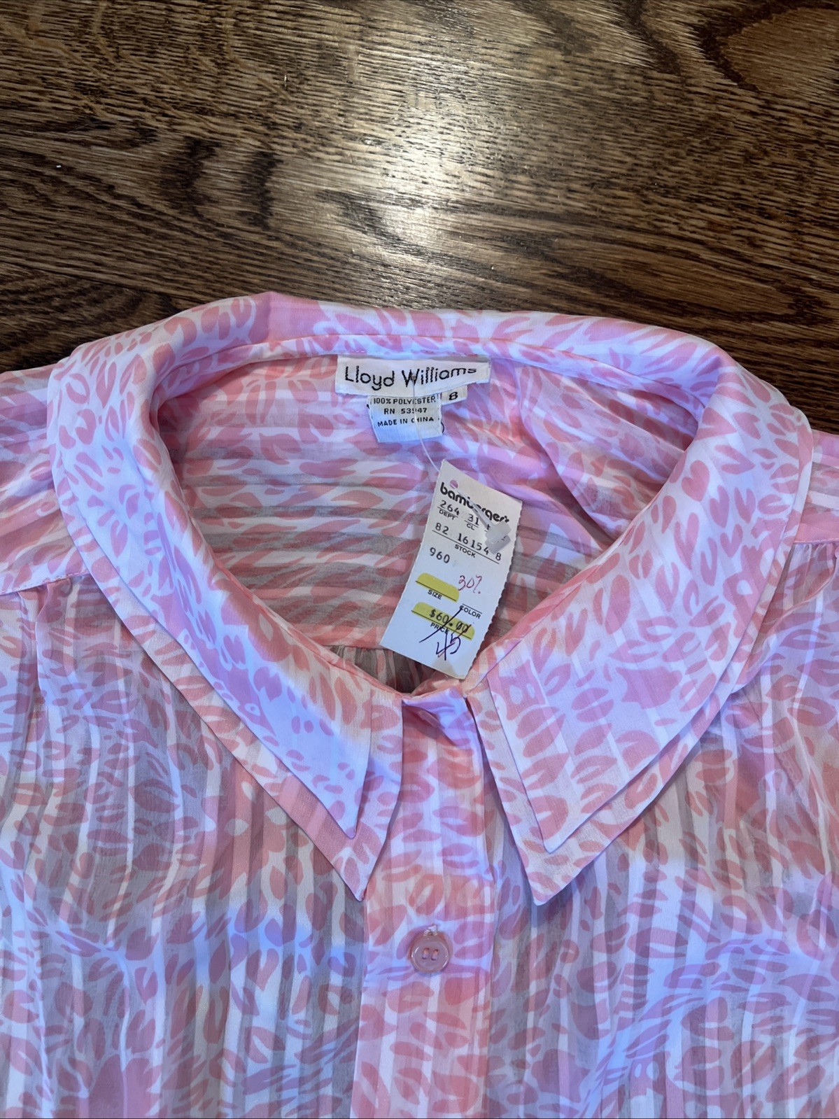 VINTAGE NWT LLOYD WILLIAMS PINK & WHITE PRINT BLOUSE size 8